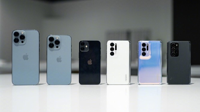 OPPO ra mắt điện thoại màn hình gập, nhỏ như iPhone 13 mini, giá chưa đến 30 triệu Đồng