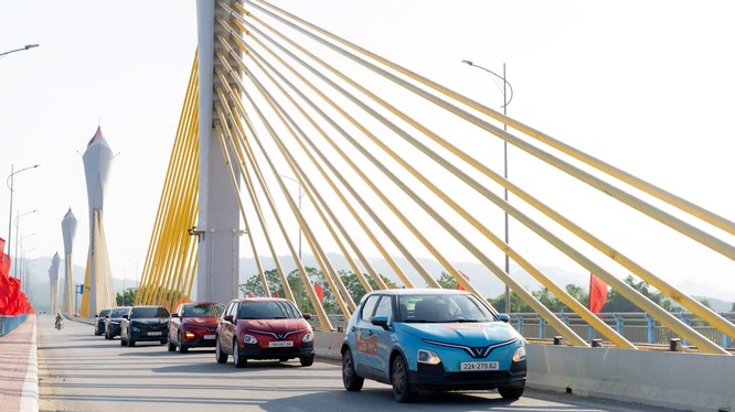 Thuê pin một thời gian, người dùng VinFast “quay xe” mua đứt vì món hời quá lớn