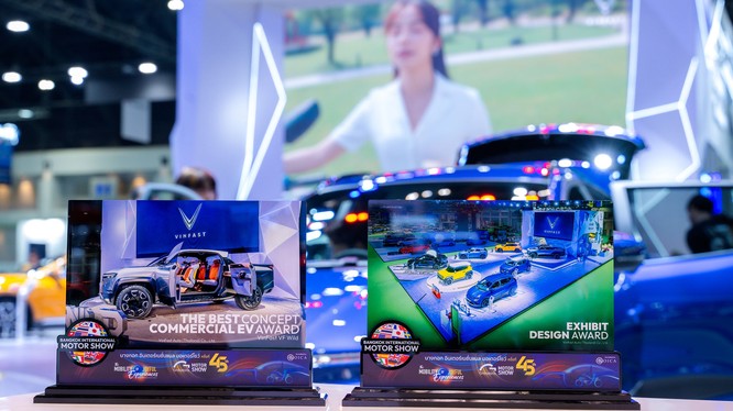 Cú đúp giải thưởng của VinFast tại BIMS 2024.