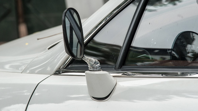 Những kẻ ăn trộm gương ô tô nên 'né' xe Vinfast