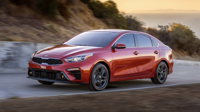 Kia Cerato do Thaco lắp ráp xuất khẩu sang Myanmar 