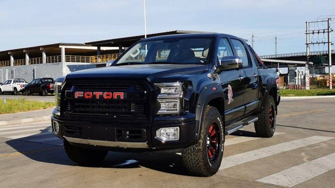 Bán tải nhái Ford F-150 của Trung Quốc vừa ra mắt