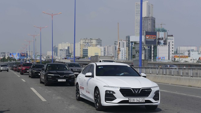 Fadil, Lux A2.0 và Lux SA2.0 duy trì vị thế hàng đầu trong từng phân khúc