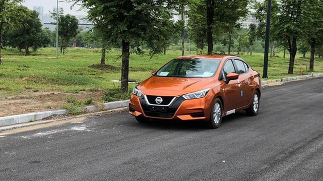 Nissan Sunny thế hệ mới xuất hiện tại Việt Nam