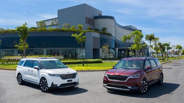KIA CARNIVAL 2022 lộ hình ảnh thực tế trước ngày ra mắt tại Việt Nam