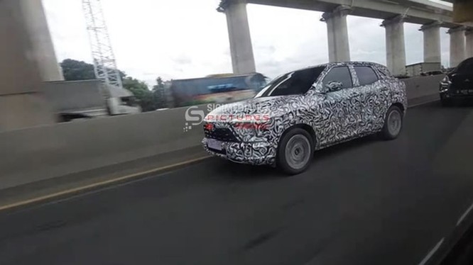 Nóng: Bắt gặp Mitsubishi XFC chạy thử trên đường, hứa hẹn sắp đến ngày ra mắt