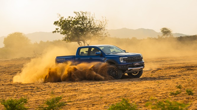 Ford Ranger Raptor tăng tính khí động học nhờ học tập xe thể thao Mustang