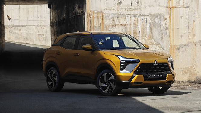 Mitsubishi lần đầu có hai mẫu xe dẫn đầu thị trường Việt Nam