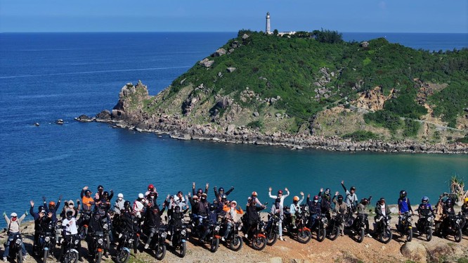 Yamaha PG-1 Fun Ride - 'Tự do vẫy gọi, chinh phục cực Đông Tổ quốc' tại Phú Yên