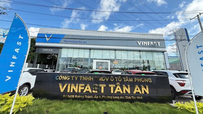 Bắt đúng 'sóng' xe điện, chủ đại lý VinFast tăng trưởng doanh thu hơn 300% chỉ sau nửa năm