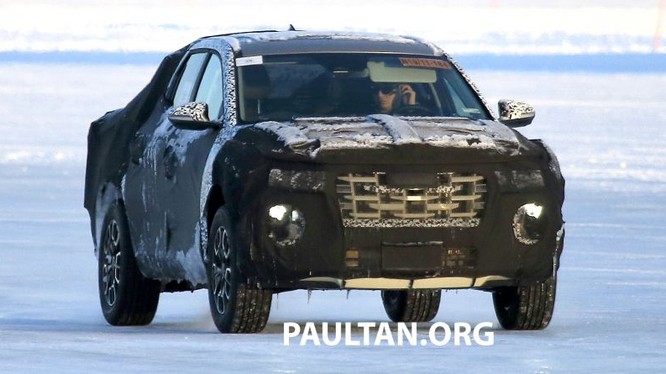 Bán tải của Hyundai lần đầu lộ diện