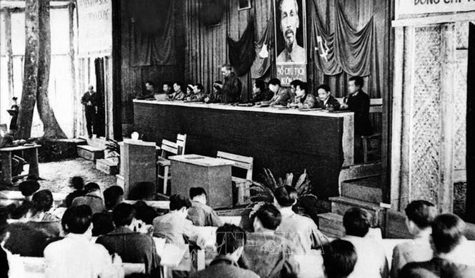 Kỷ niệm 134 năm Ngày sinh Chủ tịch Hồ Chí Minh: Để Đảng mãi là ngọn cờ lãnh đạo dẫn dắt dân tộc