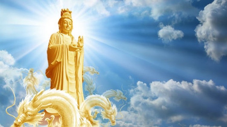 Bồ Tát Quan Thế Âm được tạo dáng dưới tôn tượng là hiện thân của một người nữ. Theo triết lý Phật giáo, Phật và Bồ Tát thì không có nam hay nữ.