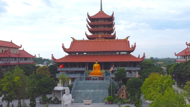 Chuyện về tượng “Phật cô đơn” nặng hơn 4 tấn ở chùa Thanh Tâm