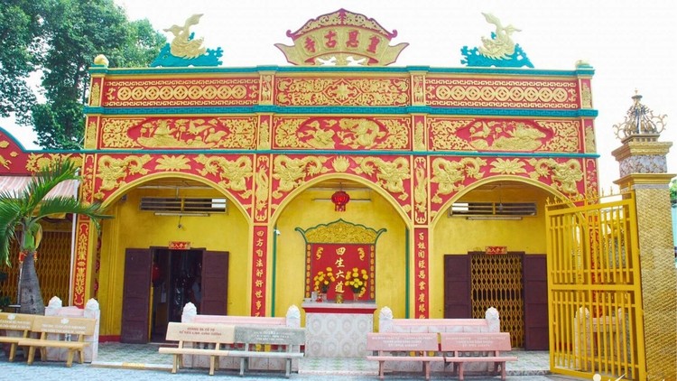 Chùa Hoàng Ân (phường (phường Hiệp Hòa, TP Biên Hòa, tỉnh Đồng Nai) được xây dựng từ thế kỷ 17.