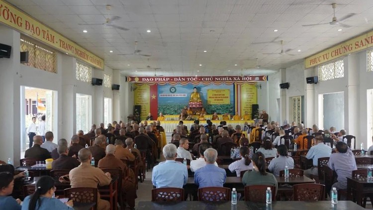 Quang cảnh buổi lễ.