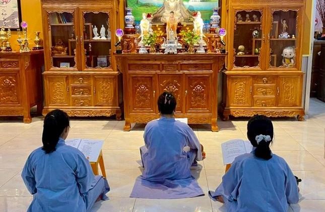 Khi có Phật trong nhà