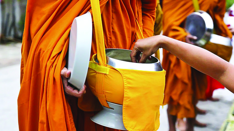 Sáu đức bố thí