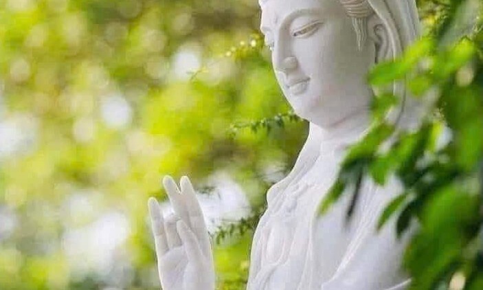 Người phụ nữ trong Phật giáo: Hiện thân của từ bi và trí tuệ