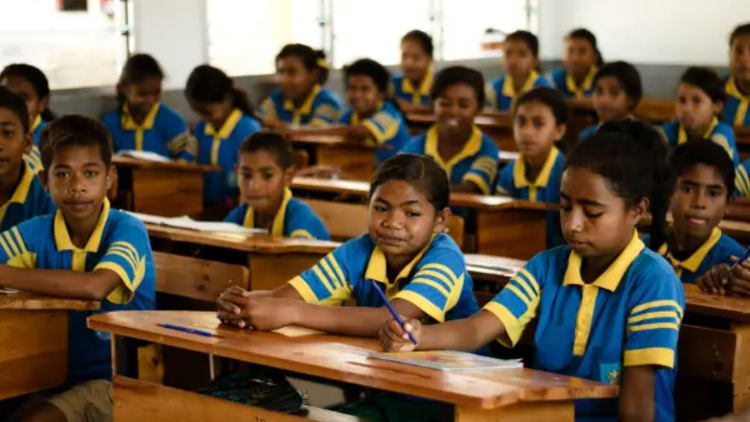 Báo cáo mới của UNESCO về giáo dục phi chính phủ. Ảnh: Jose Matheus/Shutterstock.com