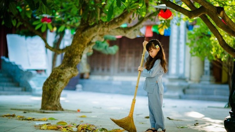 Những trải nghiệm từ việc quét chùa