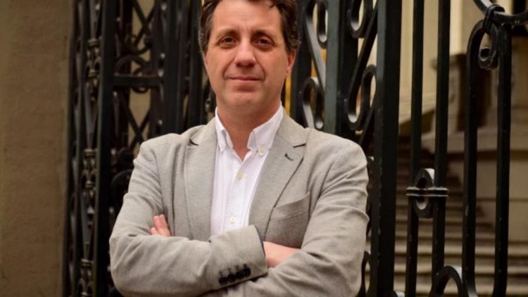 Ông Mauricio Weibel 