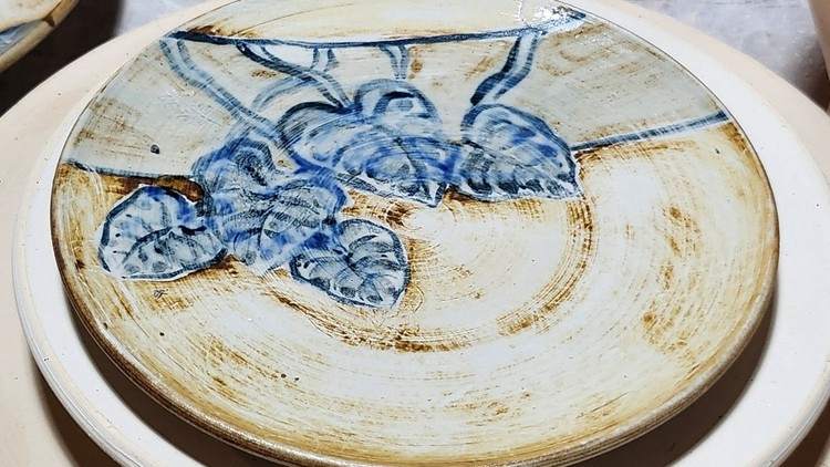 Mẻ gốm Xuân của Trịnh Vũ Hiếu 