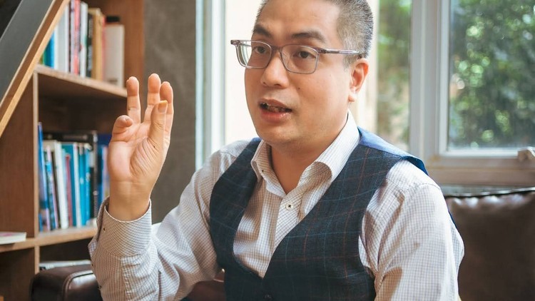 TS. Bùi Việt Hà: Tôi muốn trở thành người dẫn dắt thế hệ tương lai tiến bước vào kỷ nguyên số