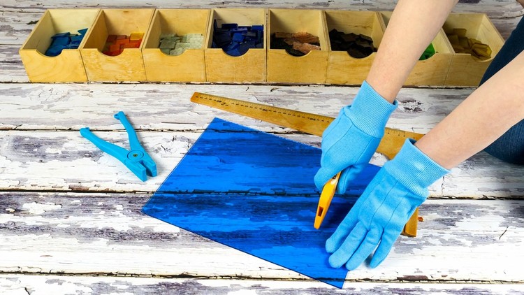 Các loại kính màu lý tưởng cho người mới học làm kính nghệ thuật