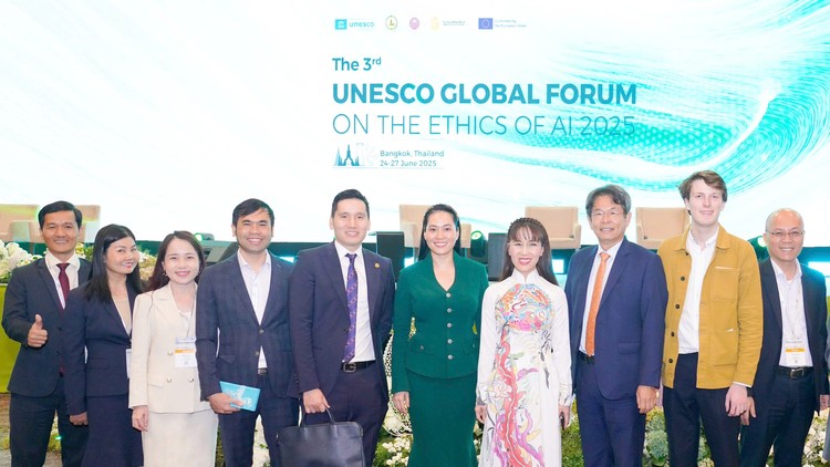 UNESCO thúc đẩy đạo đức trong phát triển AI: Đặt con người làm trung tâm của tiến bộ công nghệ