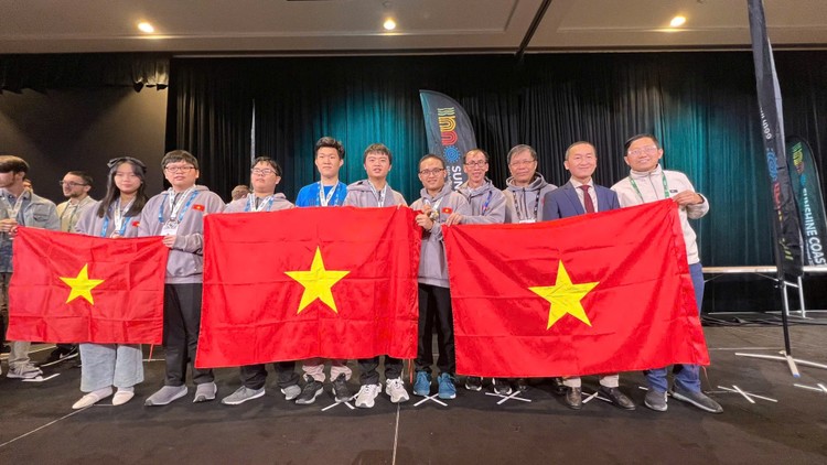 Đội tuyển Việt Nam tại Olympic Toán quốc tế IMO 2025.