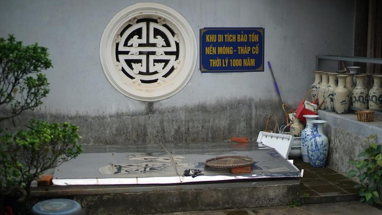 Tàn tích tòa tháp khổng lồ trong lòng đất chùa Phật Tích