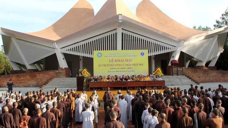 Học viện tổ chức kỳ thi tuyển sinh khóa IX