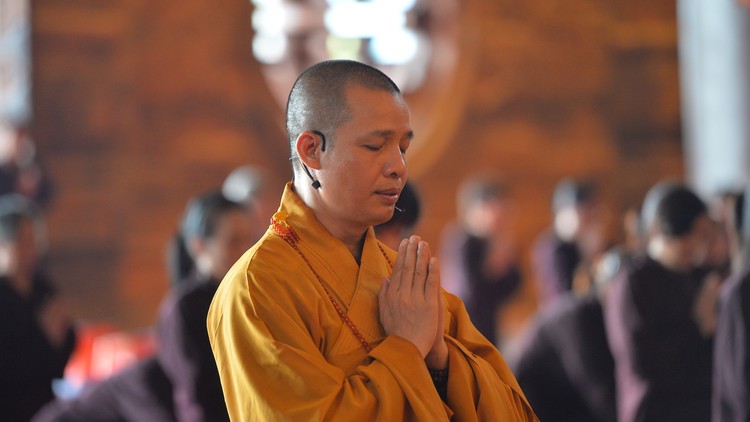 Hình ảnh một buổi thuyết giảng Phật pháp tại chùa Tam Chúc 