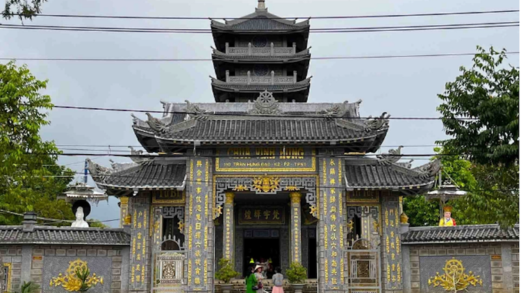 Chùa Vĩnh Hưng: Ngôi chùa bằng đá độc đáo ở Sóc Trăng