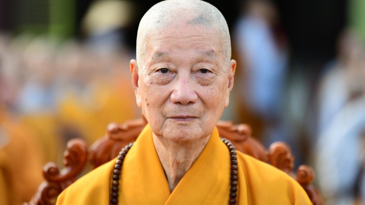 Trưởng lão Hoà thượng Thích Trí Quảng - Đức Pháp chủ Giáo hội Phật giáo Việt Nam.