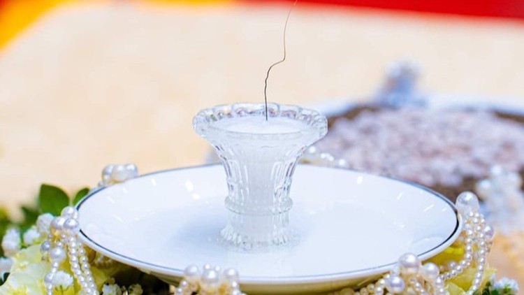 “Xá lợi tóc Đức Phật”. Ảnh Fanpage Chùa Ba Vàng.