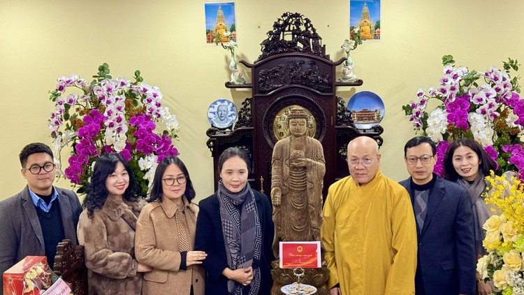 Ban Tôn giáo Chính phủ chúc Tết lãnh đạo Ban Trị sự GHPGVN Hải Phòng