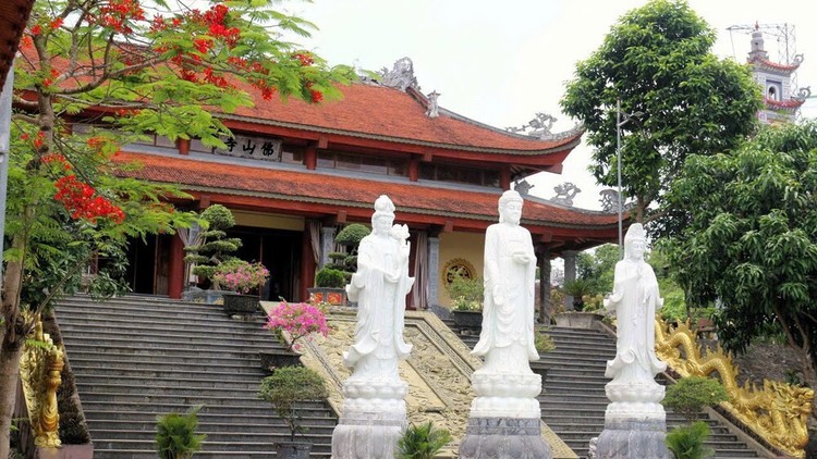 Chùa Phật Sơn (Ninh Bình): Ngôi cổ tự mang vẻ đẹp thanh tịnh và huyền bí 