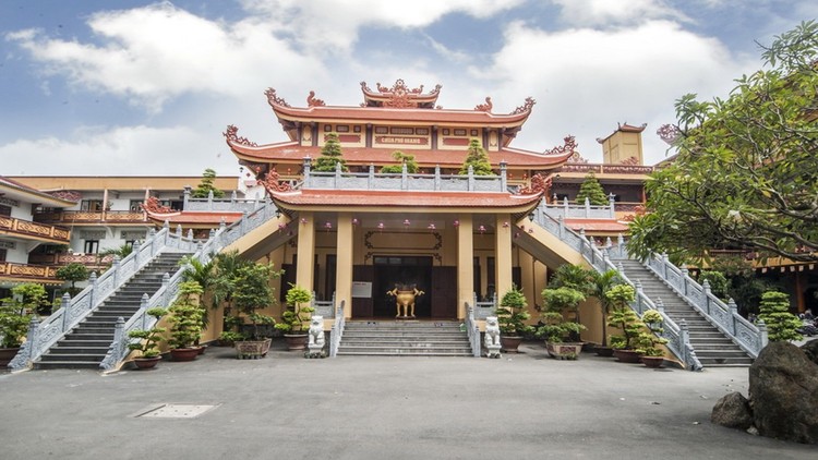 Chùa Liên Phái - Đệ nhất danh lam cổ kính giữa lòng Thủ đô