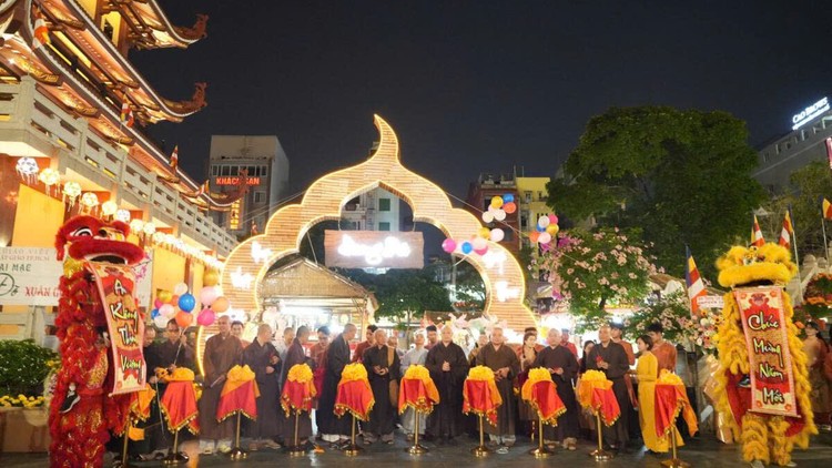 Ban Văn hóa Phật giáo TP.HCM sẽ tổ chức phố ông Đồ, văn hóa Phật giáo dịp Tết Ất Tỵ