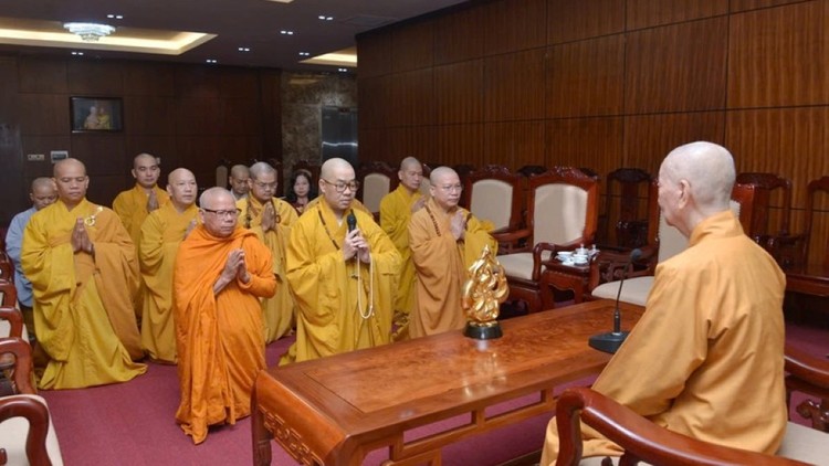 Ban Trị sự các tỉnh Đồng Nai, Bình Thuận, Tiền Giang, Tịnh độ Non Bồng đảnh lễ Đức Pháp chủ GHPGVN