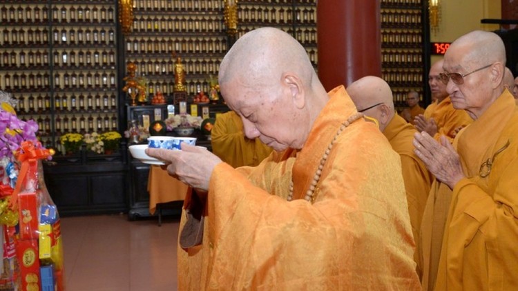 Đức Pháp chủ GHPGVN quang lâm tổ đình Ấn Quang tưởng niệm Trưởng lão Hòa thượng Thích Thiện Hòa