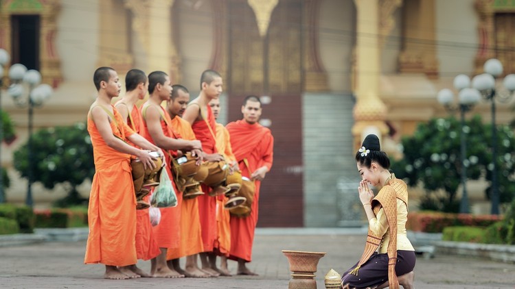 Rải tâm từ tăng thêm phước đức