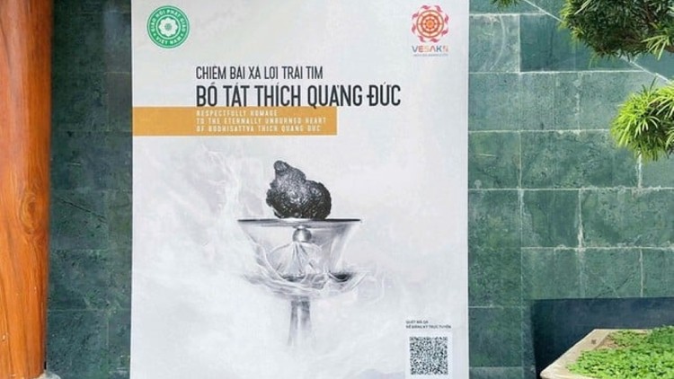 Không gian tại Việt Nam Quốc Tự sẵn sàng cho việc tôn trí, chiêm bái xá-lợi Bồ-tát Thích Quảng Đức từ 14g ngày 6/5/2025.