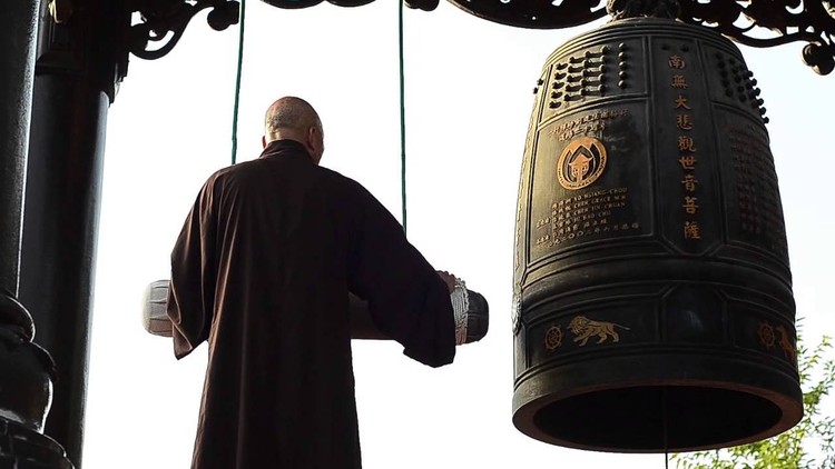 Ba hồi chuông, trống cầu nguyện Quốc thái dân an vào sáng ngày 1/7 của 18.491 ngôi chùa trên khắp cả nước