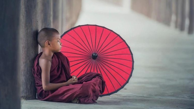 Bản ngã và lớp sương mù của khổ đau