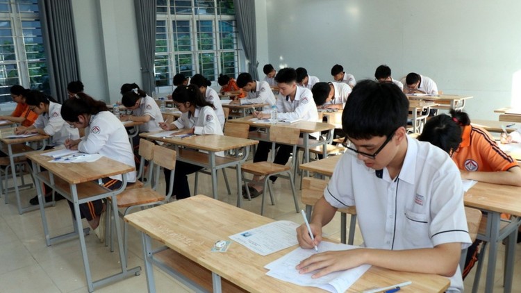 Đề thi môn Toán Kỳ thi Tốt nghiệp THPT năm 2025