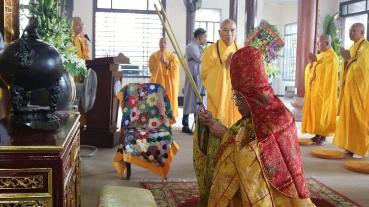 Giáo hội Phật giáo Thừa Thiên Huế: Tạm dừng các hoạt động tín ngưỡng vì COVID-19