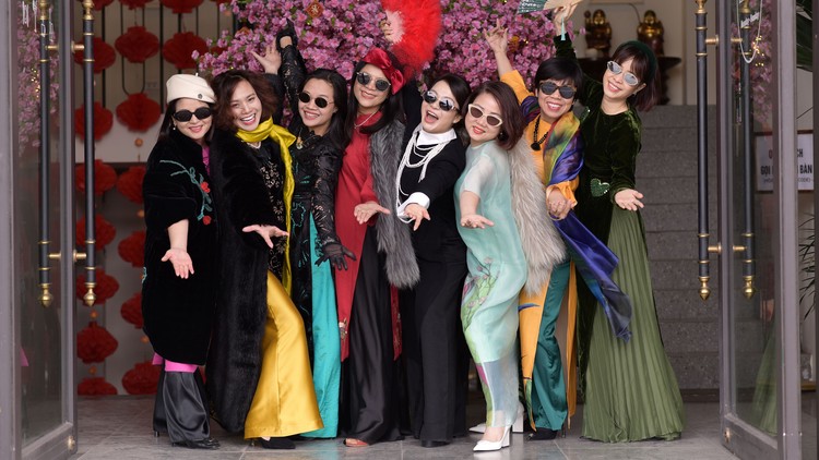 Workshop "Thiều Hoa" tiết lộ bí quyết làm mới áo dài chơi Tết 